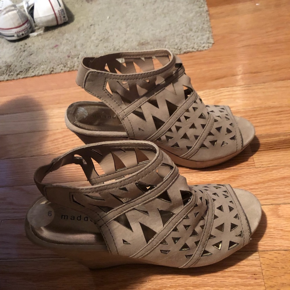 Madden Girl tan wedge size 9. Great condition